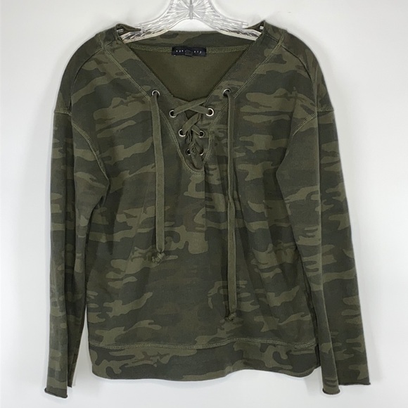 Sanctuary Green Camo Lace Up Sweatshirt Size Small - Picture 1 of 5